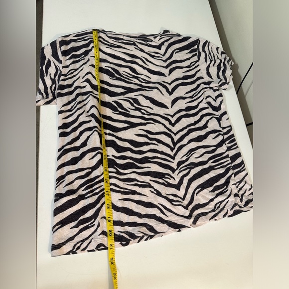 RAILS Cara Tiger Striped VNeck Tee T-Shirt Top Ivory Black Linen Blends Blouse - Picture 11 of 16